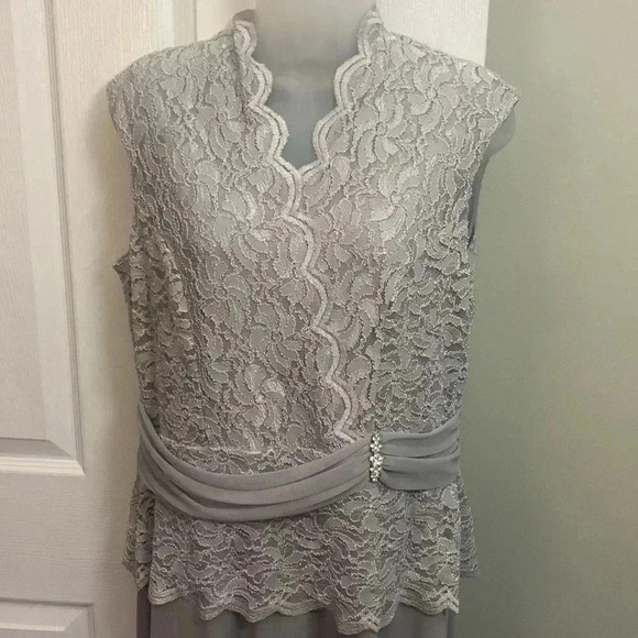 NWT Onyx Nite Formal Gown - Picture 4 of 8